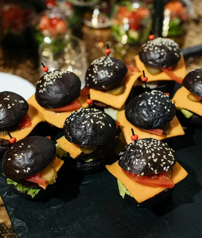 Кейтеринг меню №1250 в стиле Street Food. Фуршет с Анимационными станциями на 150 персон