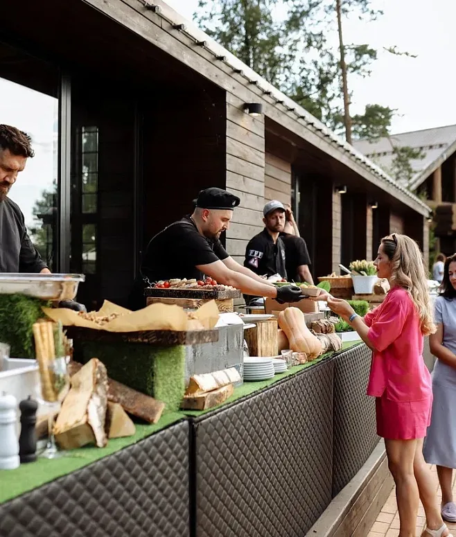 Кейтеринг меню №1005. Классический фуршет в стиле BBQ на 30 персон