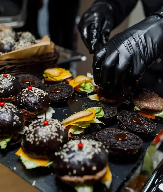Кейтеринг меню №1212 в стиле Street Food. Фуршет с Анимационными станциями на 300 персон
