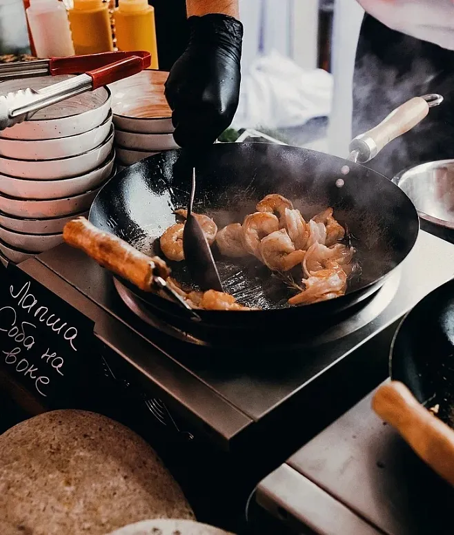 Кейтеринг меню №1230 в стиле Street Food. Фуршет с Анимационными станциями на 200 персон — фото