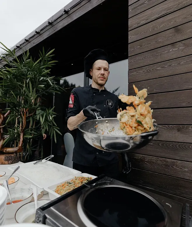Кейтеринг меню №1170 в стиле Street Food. Фуршет с Анимационными станциями на 450 персон
