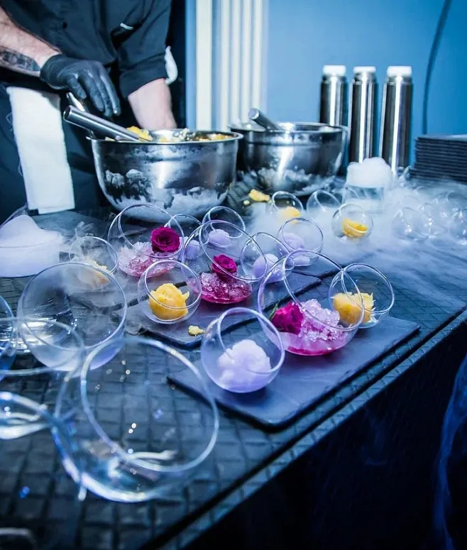 Кейтеринг меню №1286 в стиле Street Food. Фуршет с Анимационными станциями на 80 персон