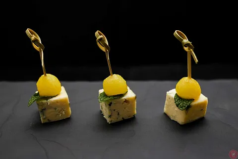 Меню №880 — классический фуршет на 350 человек
