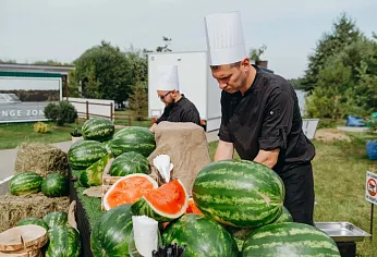Фуршет с Анимационными станциями. Канапе и мини-закуски, анимационные станции холодных закусок, анимационные станции гор...